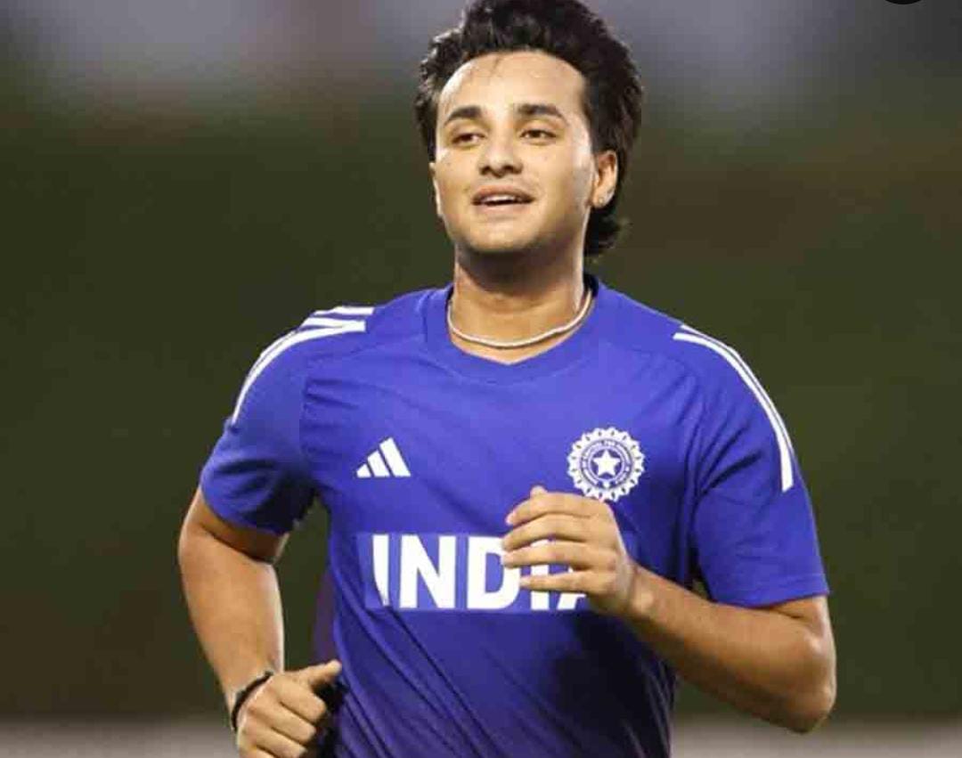 ৬ বলের মধ্যে আউট করব , অভিষেককে সপক্ষে চ্যালেঞ্জ ছুঁড়ে দিলেন পাক বোলার