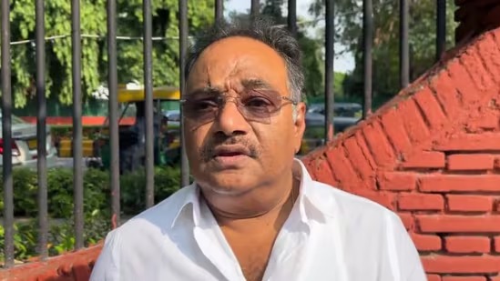 অসুস্থ বিজেপি রাজ্য সভাপতি শমীক ভট্টাচার্য , হাসপাতালে চিকিৎসাধীন