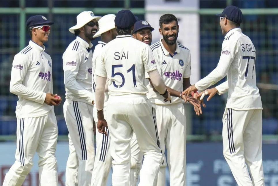 টেস্ট সিরিজ , দশম উইকেটে বড় পার্টনারশিপ , ভারতকে ১২১ রানের টার্গেট দিল ওয়েস্ট ইন্ডিজ