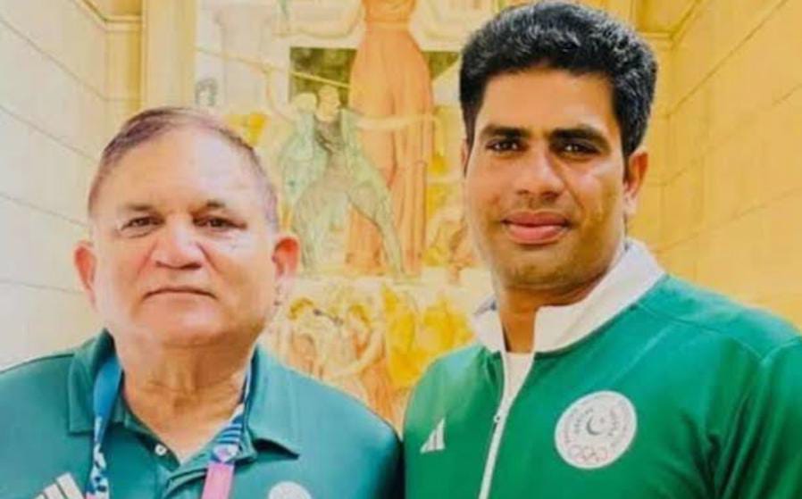 অ্যাথলেটিক্স অ্যাসোসিয়েশনের বিরুদ্ধে আঙুল , আজীবন নির্বাসিত অলিম্পিক্স সোনাজয়ী আরশাদের কোচ