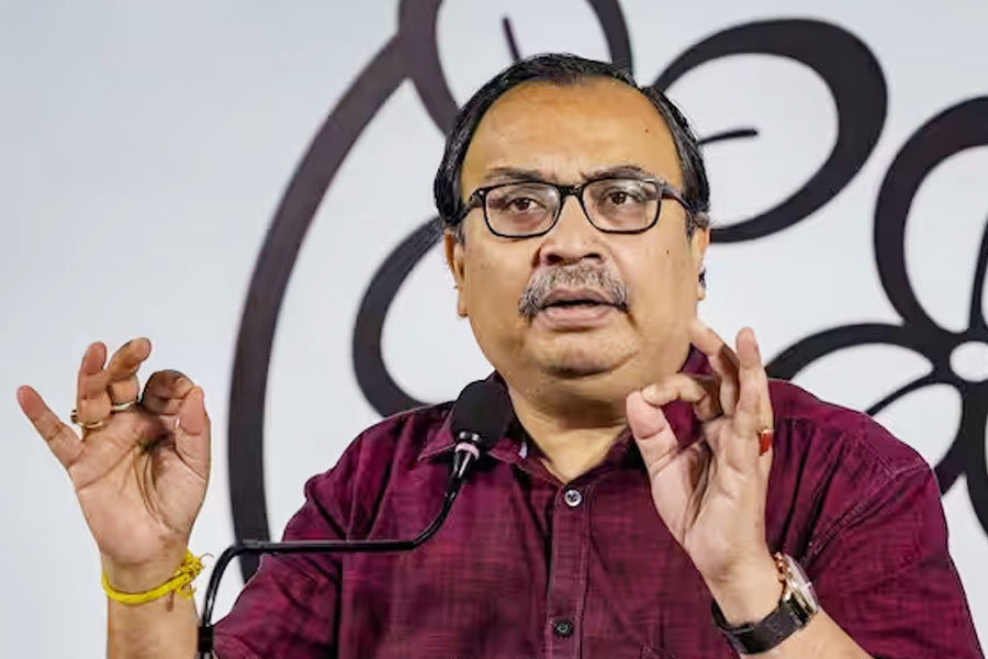 'সহানুভূতি আছে, কিন্তু কুৎসা বরদাস্ত নয়', অভয়ার বাবার বিরুদ্ধে  মানহানি মামলা কুণাল ঘোষের
