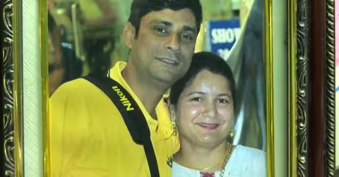 সল্টলেকে পুলিশের বীভৎসতা, সরকারি আইনজীবীকে মারধরের অভিযোগ