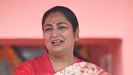 দিল্লির মুখ্যমন্ত্রীর উপর হামলা! রেখা গুপ্তাকে জেড-ক্যাটাগরি নিরাপত্তা