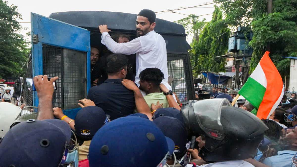 ধর্মতলা কাণ্ডে ব্যাঙ্কশাল কোর্ট থেকে এক লহমায় জামিন নওশাদ সহ ৯৫ জনের