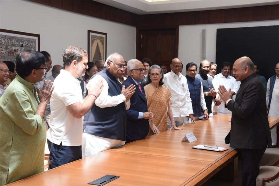 উপরাষ্ট্রপতি পদে মনোনয়ন পেশ সুদর্শন রেড্ডির