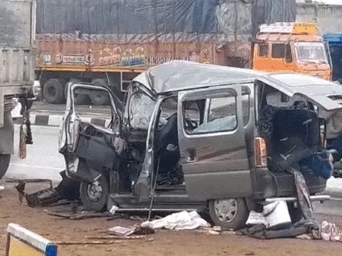 পুজো দিয়ে ফেরার পথে ভয়াবহ দুর্ঘটনা রাজস্থানে , মৃত ১১