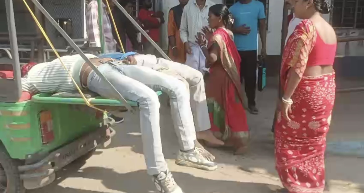 সদ্য কেনা বাইকে চেপেই আকস্মিক দুর্ঘটনা, মৃত্যু দুই যুবকের