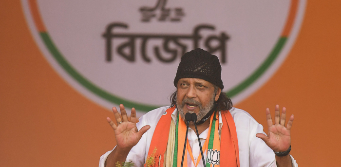 ভারত বাংলাদেশি মুসলিমদের জন্য ধর্মশালা হয়ে গেছে , SIR বিতর্কে বিজেপির হিন্দুত্ববাদের সুর মিঠুনের