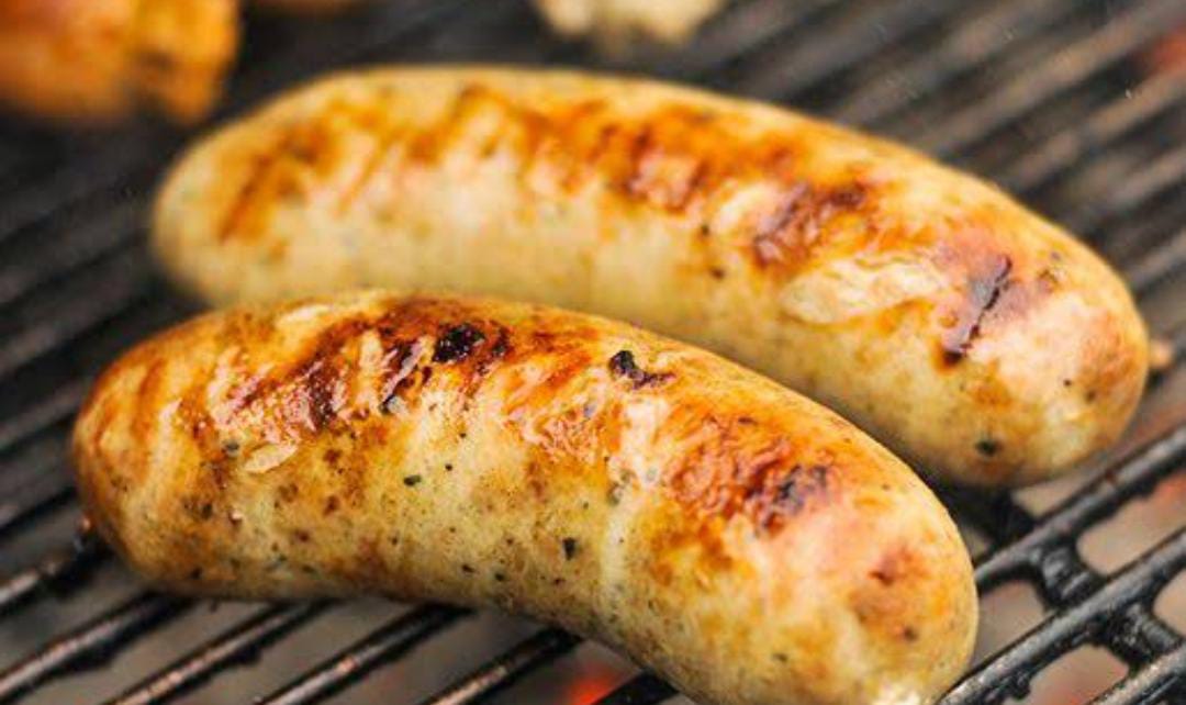 শীতের সন্ধ্যায় হয়ে যাক গন্ধরাজ চিকেন সসেজ