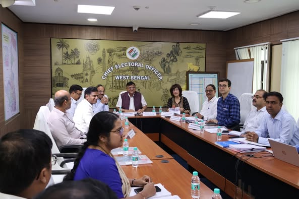 SIR ইস্যুতে রাজ্যে কেন্দ্রের কড়া নজর , কমিশনের বিশেষ টিম আসছে উত্তরবঙ্গে