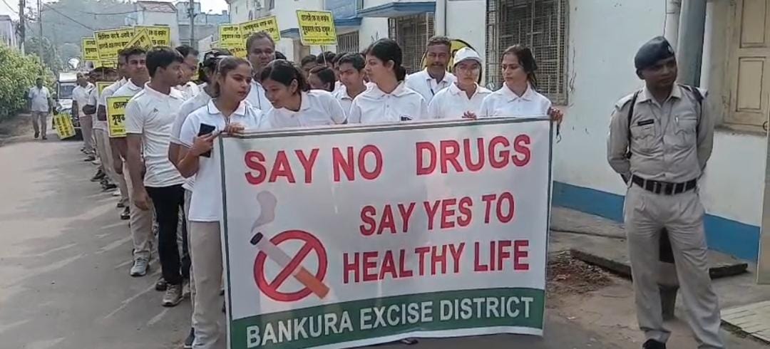 চোলাই মদের নেশা সর্বনাশা , সমাজ সচেতনতায় পথে আবগারি দফতর