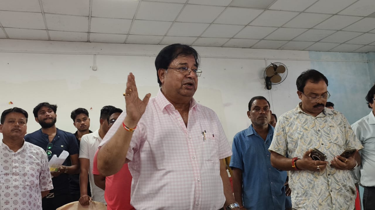 না নিলে বিজেপির ফাঁদে পা দেওয়া হবে , ছিটমহলে এনুমারেশন ফর্ম বিতর্কে হস্তক্ষেপ মন্ত্রী উদয়ন গুহের