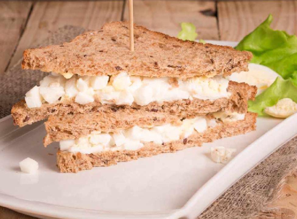 খিদে পেটে অফিস চলে যান , ৫ মিনিটে বানিয়ে ফেলুন এই ব্রেকফাস্ট