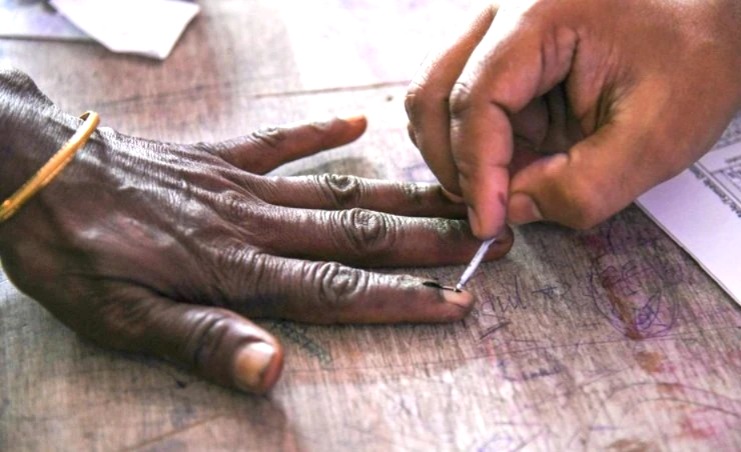 ভোটগ্রহণ পর্ব শুরু বিহারে, প্রথম দফায় ১৩১৪ জন প্রার্থীর ভাগ্য পরীক্ষা