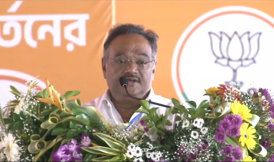 তৃণমূল হারবে, ওরা হারতে চলেছে নিশ্চিত , দমদমের প্রশাসনিক সভা থেকে শাসক দলকে আক্রমণ শমীকের