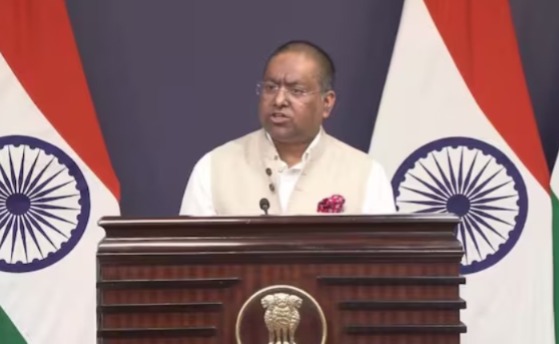 “পারমাণবিক কার্যকলাপ পাকিস্তানের ইতিহাসে নতুন নয়!” কটাক্ষ বিদেশমন্ত্রকের