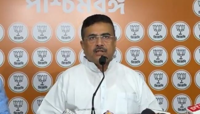 SIR করতে দেবো না বলেও ফর্ম নিয়েছে মুখ্যমন্ত্রী , শাসকের বিরুদ্ধে দ্বিচারিতার অভিযোগ তুলে সরব শুভেন্দু