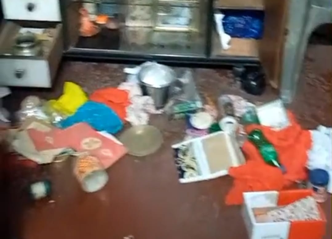 গার্ডেনরিচে দুঃসাহসিক চুরি , একাকী বৃদ্ধাকে অজ্ঞান করে লুটপাট ঘরে