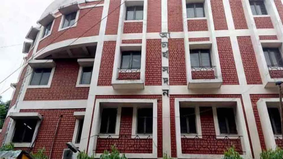 সার্ভার ক্র্যাশে বিপাকে চাকরিপ্রার্থীরা, নতুন ওয়েবসাইট চালু করল স্কুল সার্ভিস কমিশন