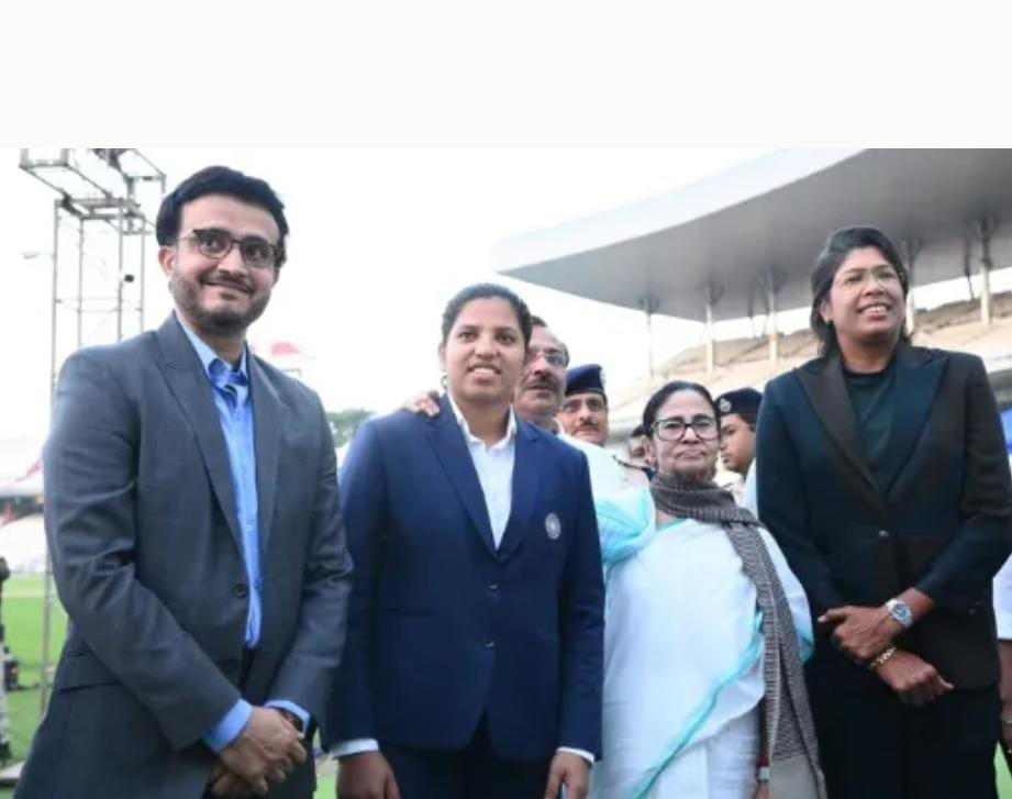 নন্দনকাননে বিশেষ সম্মান পেলেন রিচা , বঙ্গকন্যার প্রশংসায় মজলেন ঝুলন