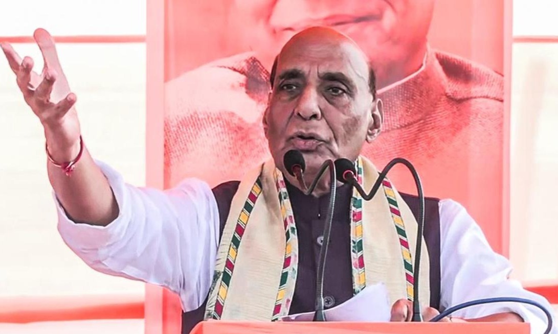 “কট্টার পরিবর্তে ক্ষেপণাস্ত্র তৈরিতে প্রস্তুত বিহার”, আরজেডি-কে তুলোধোনা রাজনাথ সিংয়ের