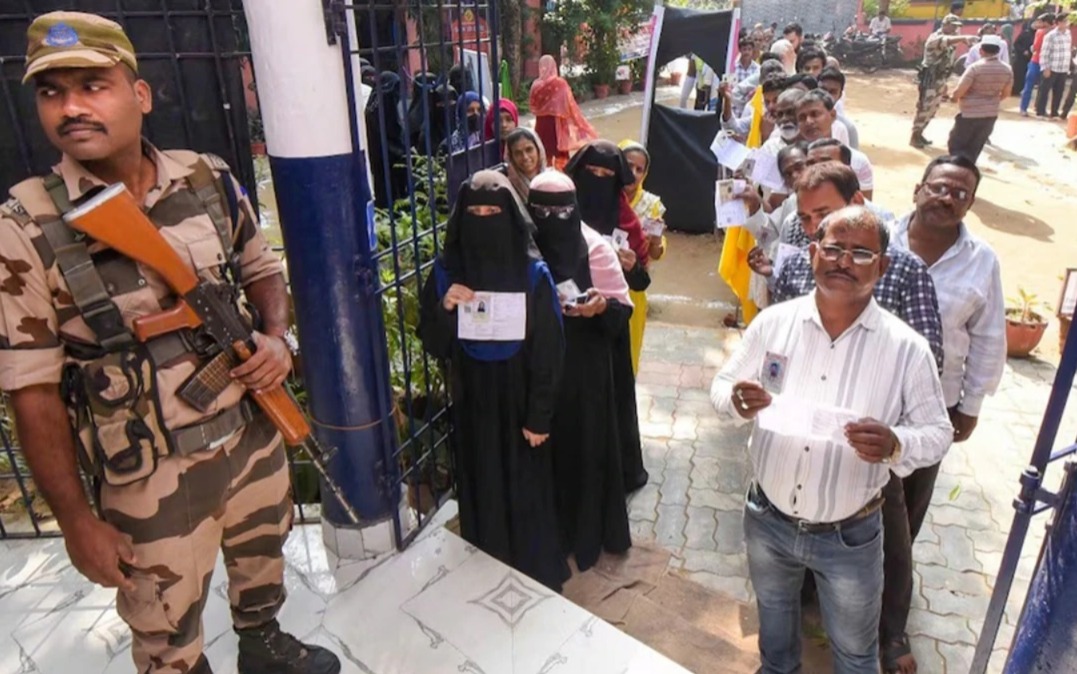 বিহারে দ্বিতীয় দফায় নির্বাচন, সকাল ৯টা পর্যন্ত ভোটের হার ১৪.৫৫ শতাংশ