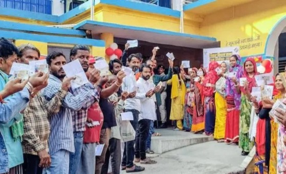 বিহারে শেষ দফায় নির্বাচন, দুপুর ১টা পর্যন্ত ভোটের হার ৪৭.৬২ শতাংশ