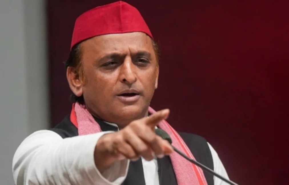 “এক্সিট পোল অসাধুতার মঞ্চ তৈরি করে!” বিহারে ফলপ্রকাশের আগে কটাক্ষ অখিলেশের