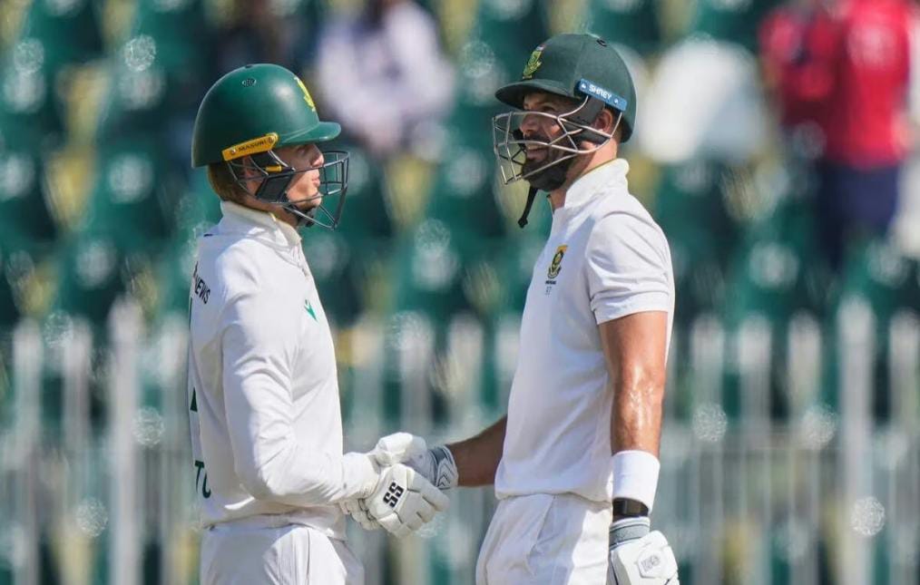 টেস্ট সিরিজ , প্রত্যাবর্তন পন্থের , চার স্পিনার নিয়ে দল গঠন ভারত দক্ষিণ আফ্রিকার