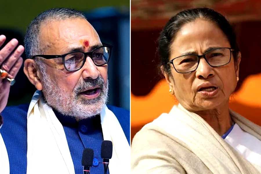 শীত, গ্রীষ্ম, বর্ষা - মমতা বন্দ্যোপাধ্যায় ভরসা , গিরিরাজের হুঁশিয়ারির পাল্টা জবাব তৃণমূলের