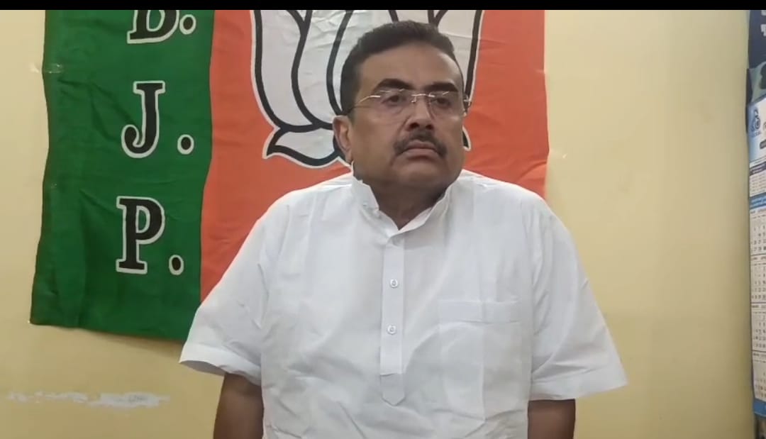 এটাই কি সততার প্রতীক?, জীবনকৃষ্ণের তোলাবাজির অভিযোগকে কেন্দ্র করে মমতাকে নিশানা শুভেন্দুর