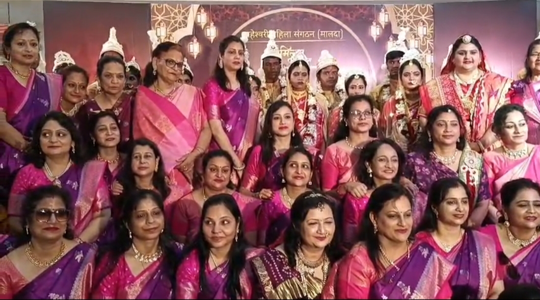 একসঙ্গে ১১ যুবক-যুবতীর বিয়ে , গণবিবাহে অনন্য নজির