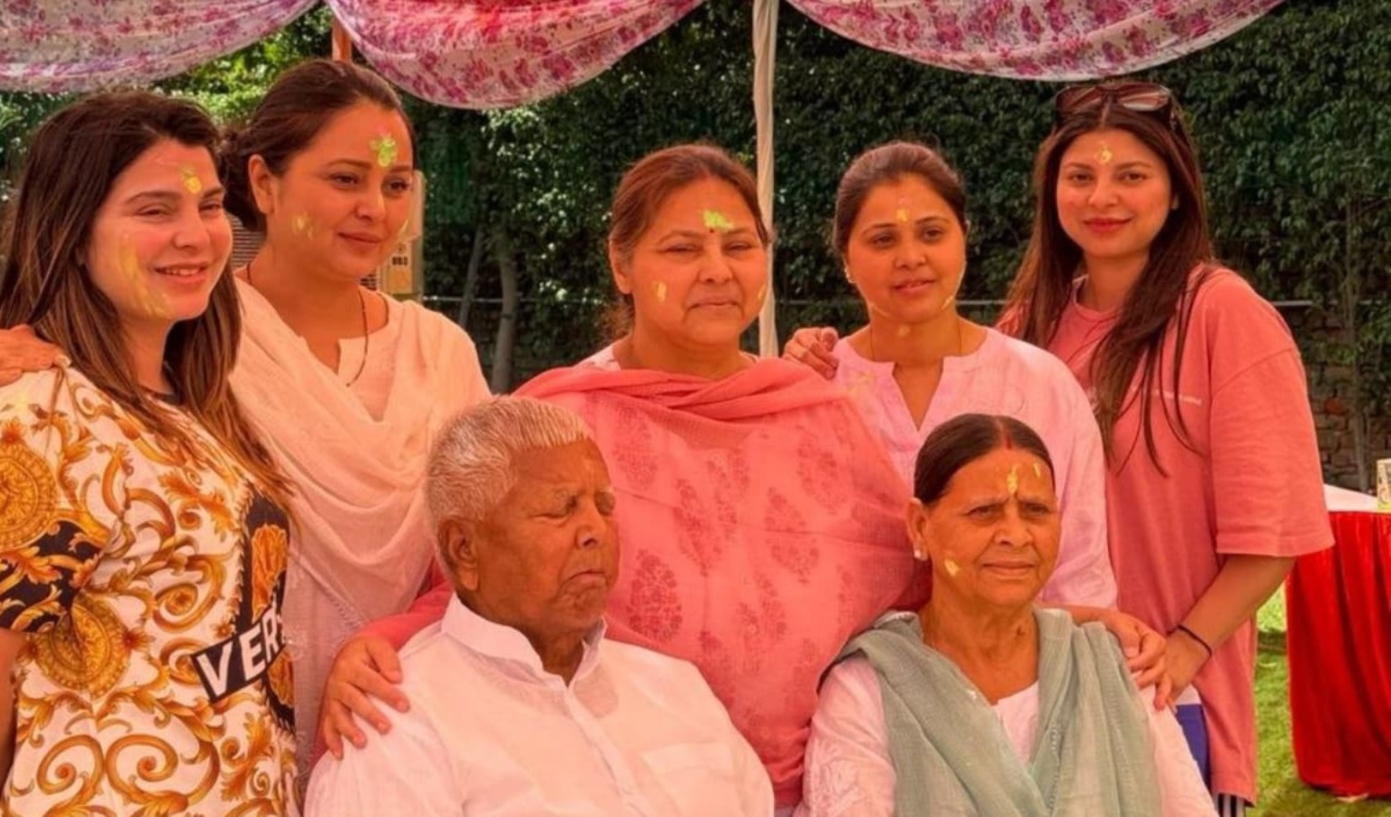 বাড়ি ছাড়লেন লালুর ৩ কন্যা! ‘নারী বিরোধী’, তোপ বিজেপির