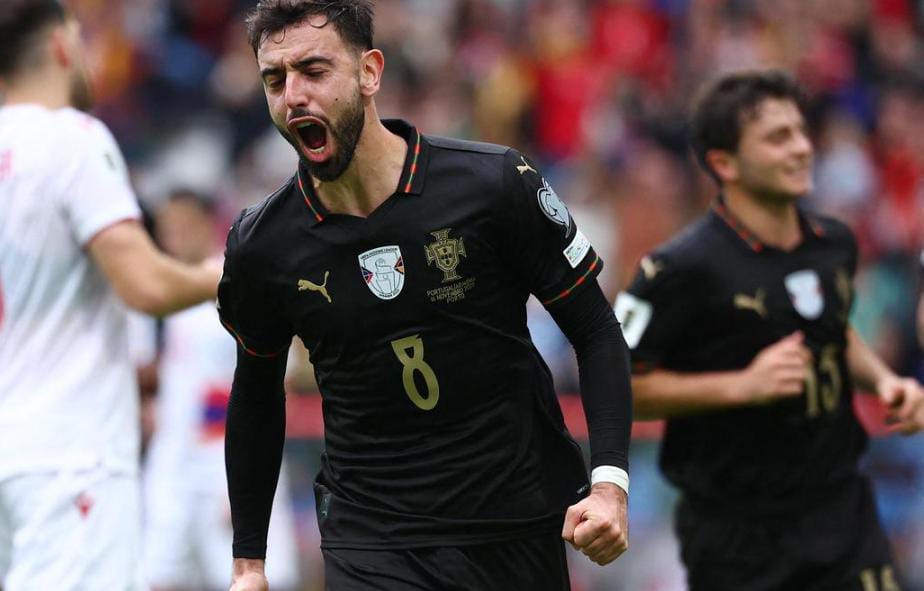 ব্রুনো - নেভেসের হ্যাটট্রিক , রোনাল্ডোকে ছাড়াই বিশ্বকাপে পর্তুগাল