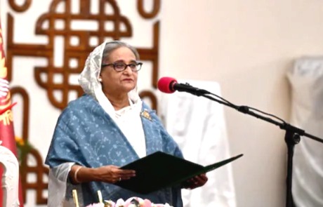 “মৌলবাদীদের খুনি মানসিকতার বহিঃপ্রকাশ”, মৃত্যুদণ্ডের সাজা ঘোষণার পরও ‘নির্ভীক’ হাসিনা