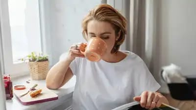 জানেন দিনে কতটা কফি শরীরের জন্য ঝুঁকিপূর্ণ ? সতর্কবার্তা দিচ্ছেন বিশেষজ্ঞরা