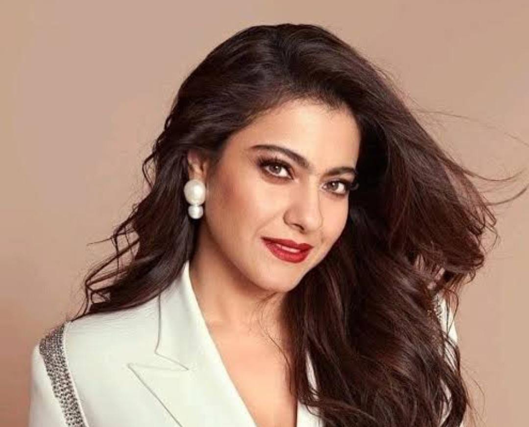 অভিনয়ের পাশাপাশি তুঙ্গে ব্যবসায়িক বুদ্ধি , চড়া দামে অফিস ভাড়া দিলেন কাজল