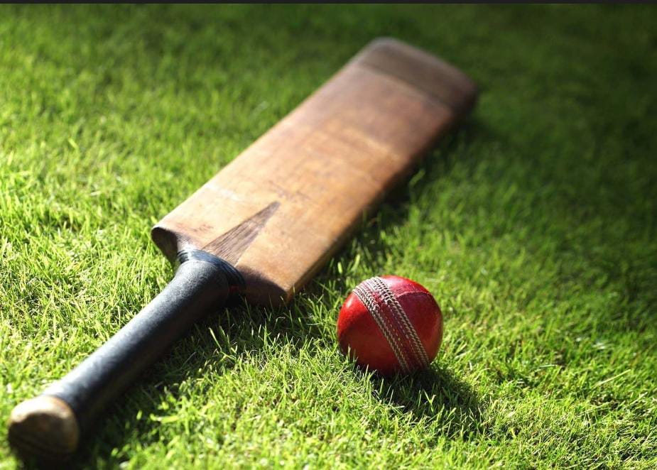 রঞ্জি ট্রফি , উইকেট বাঁচাতে গিয়ে বিপাকে , নিয়ম মেনেও সাজঘরে ব্যাটার