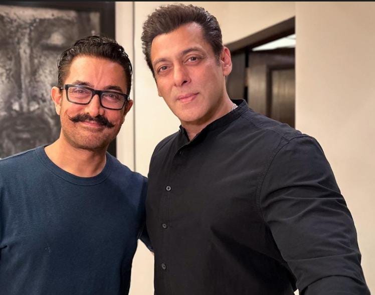 প্রযোজনা সংস্থার থেকে বাড়তি খরচ নিতে নারাজ , সালমান আমিরের প্রশংসা নেটপাড়ায়