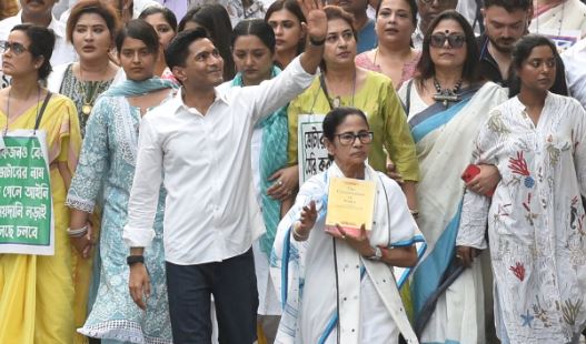 SIR বিরোধিতায় পথে মুখ্যমন্ত্রী, মতুয়াদের নিয়ে মিছিল করবেন মমতা