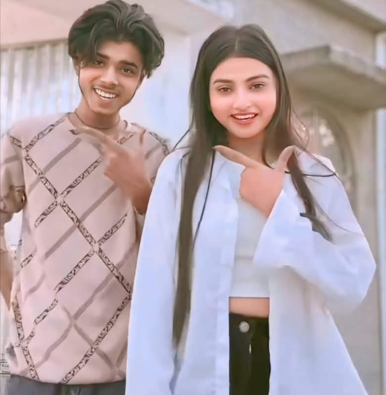 ভাইরাল সোনালীর  ১৫ মিনিটের গরম ভিডিও , লিঙ্কের জন্য হাহাকার সোশ্যাল মিডিয়ায়