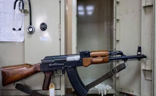 দিল্লি বিস্ফোরণকাণ্ডের তদন্তে নয়া মোড়, ‘মানুষ মারতে’ একে-৪৭ কেনেন ‘জঙ্গি’ চিকিৎসক মুজাম্মিল!