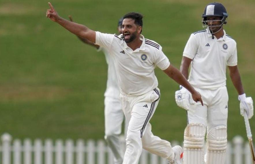 ঘরোয়া ক্রিকেটে ১২৫ উইকেট , রোহিতদের নজরে কাশ্মীরি  পেসার