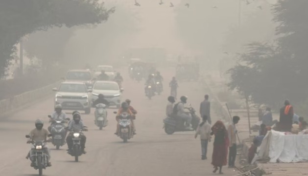 দিল্লিতে দূষণের বাড়বাড়ন্ত, বাতাসের গুণমান সূচক ৩৮২ ছুঁইছুঁই