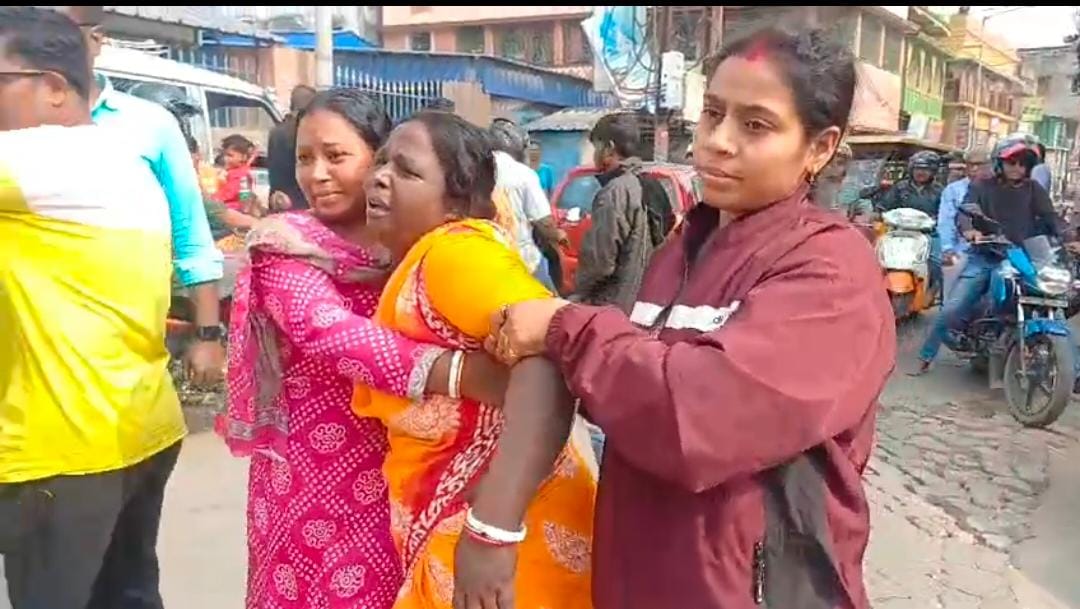 বাস্তবের কেরণমালা , পরপর দুই স্বামীকে পিটিয়ে খুন মহিলার