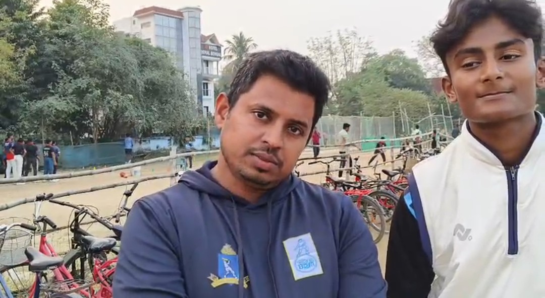 পাড়ার ক্লাব থেকে জাতীয় ক্রিকেটে সুযোগ , অনন্য নজির দেবের