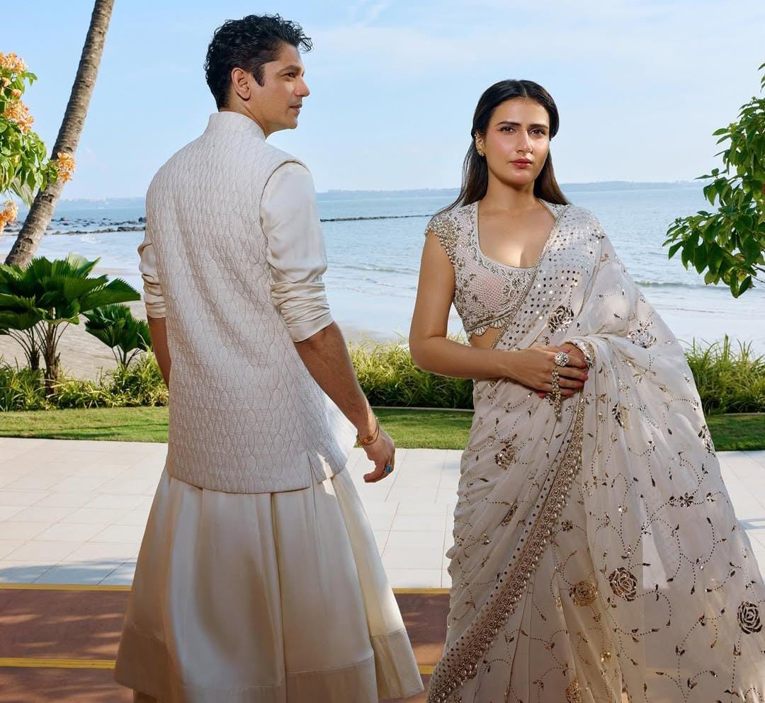 রঙমেলান্তি পোশাকে ফ্রেমবন্দি , প্রেমগঞ্জন ফের জোরালো বিজয় ফাতিমার