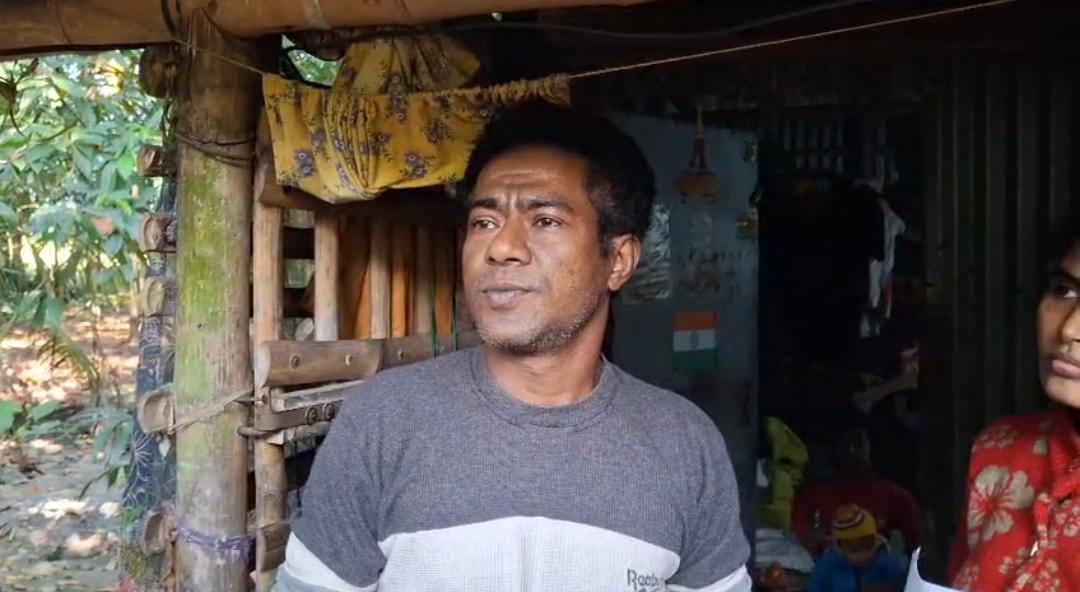 একইসঙ্গে নৈহাটি আর বাংলাদেশের ভোটার , ২ দেশেই ভোট দিচ্ছেন লিটন দাস