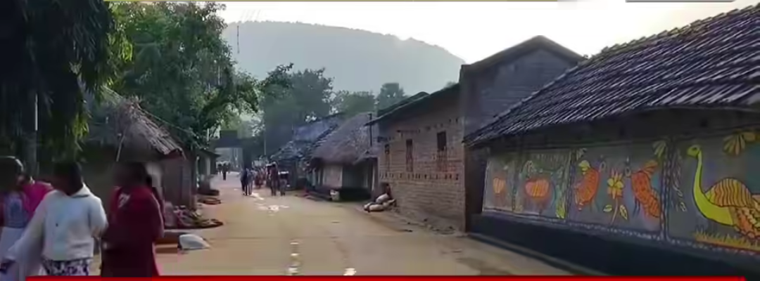 দেশের আদি নাগরিক , ফর্ম ফিলাপ করব না , জেদ আদিবাসীদের