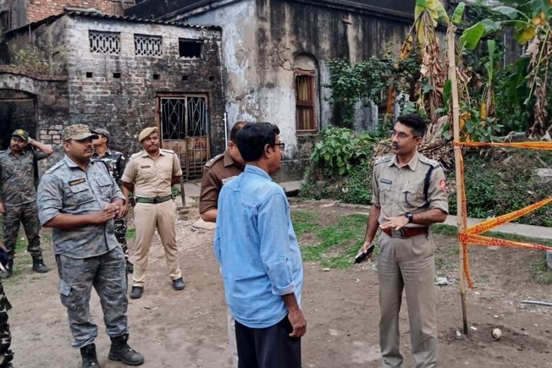 মাঠে খেলতে গিয়ে বোমা বিস্ফোরণ , হাওড়ায় গুরুতর জখম ৯ বছরের কিশোর